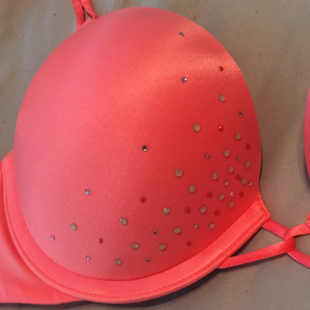 Bombshell bra - Picture 3 of 5